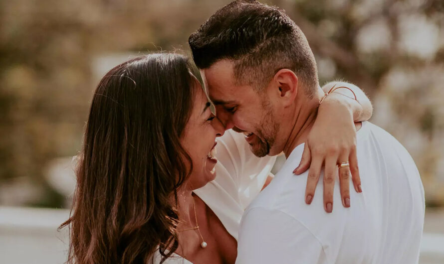 Paradoxal mais efficace : ce geste pas du tout romantique renforce nettement le bonheur en couple, assurent les psychologues